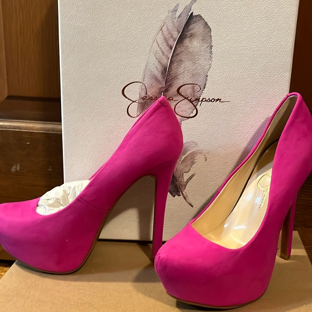 Hot pink high heels size 5